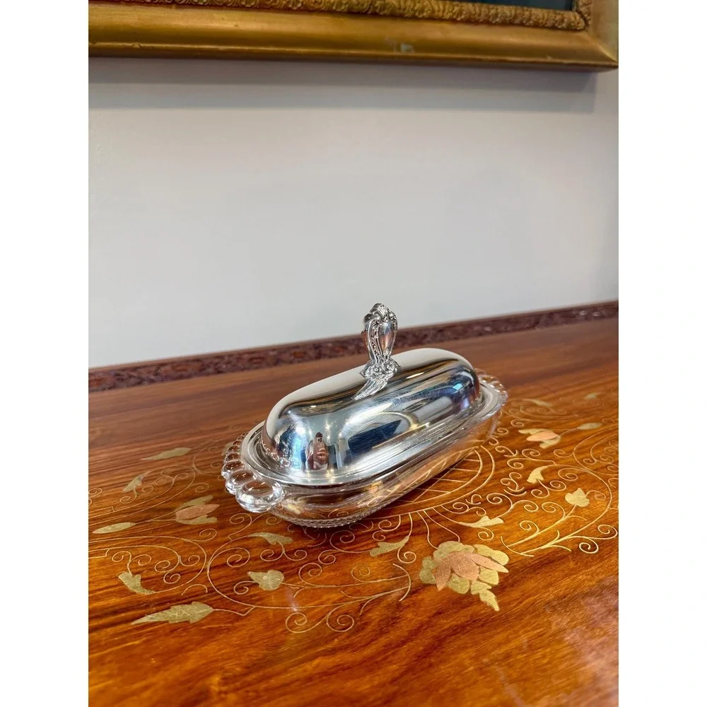Vintage 1847 Rogers Bros Butter Dish •‎ Silverplate Lid & Pressed Glass Base